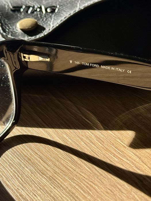 Дизайнерски дамски очила TOM FORD