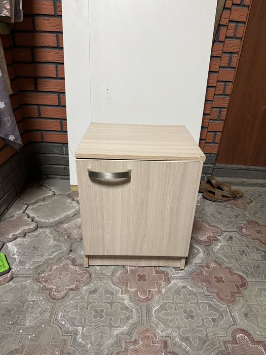 Распродажа офисной мебели