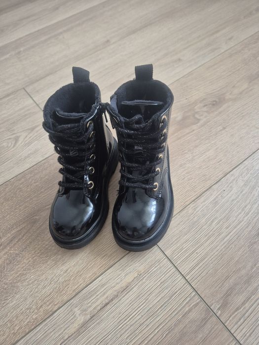 H&M ghete lacuite 25