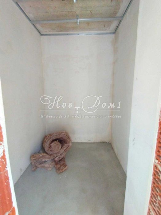 Продава се Тристаен апартамент в Варна, Левски - 110 кв.м за 1227 €/кв.м - Снимка #8