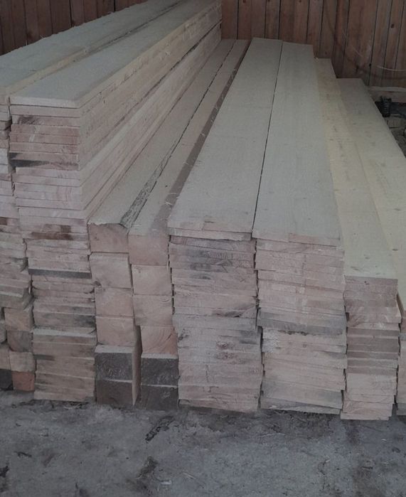 Vând material lemnos construcți grinzi corni cherestea dulapi leaturi