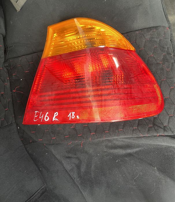 Задний правый фонарь BMW E46