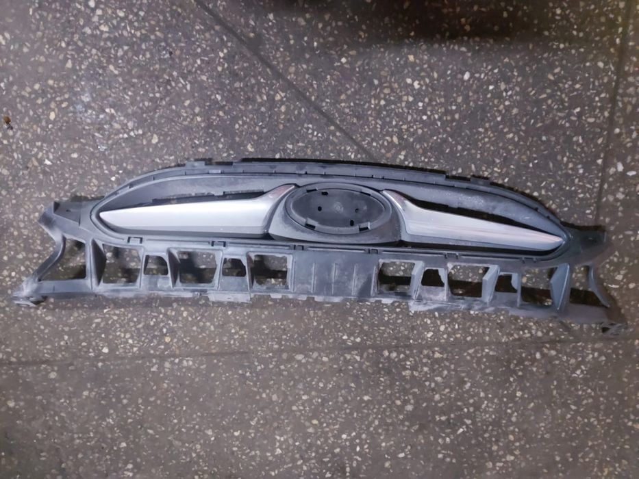 Бампер, туманки, решётка радиатора на Хюндай