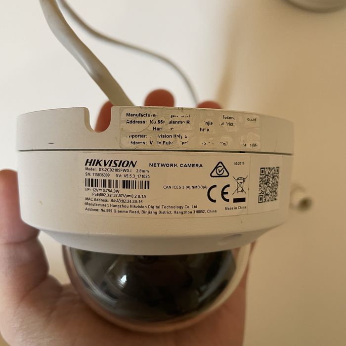 2 camere de supraveghere Hikvision network camera despcriere