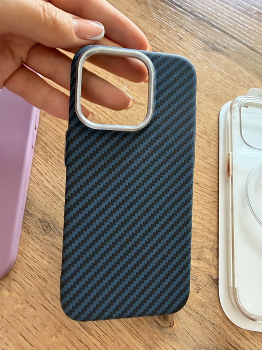 Чехлы для Iphone 15 pro 2  шт