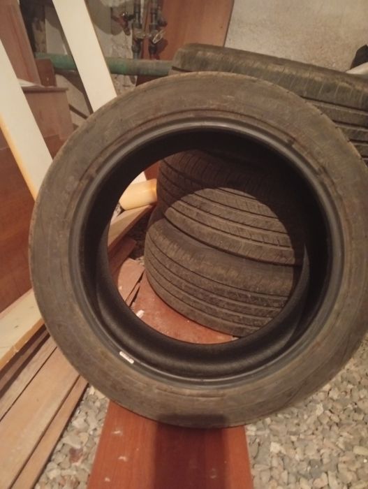 Продам шины размер R17
