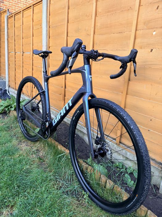 Giant revolt carbon
