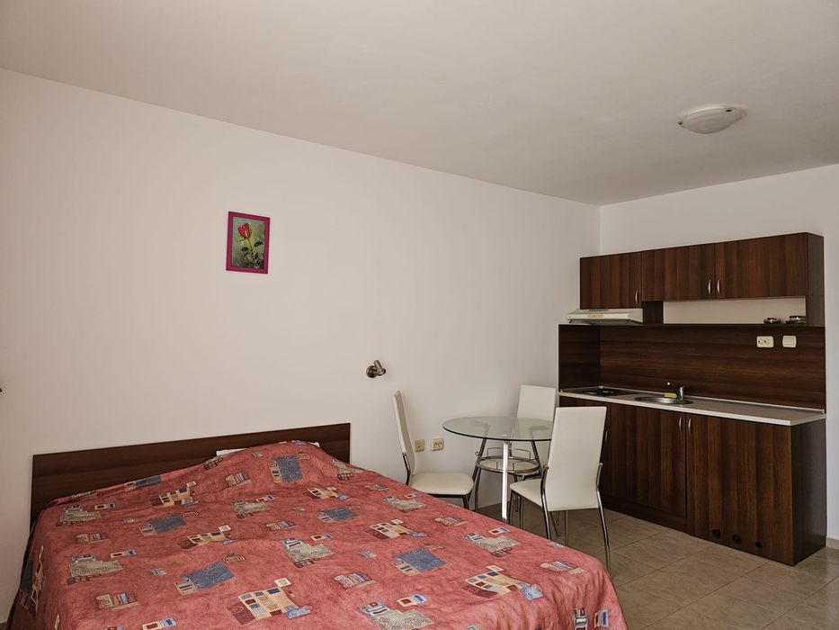 Продава се Едностаен апартамент в к.к. Слънчев бряг - 39 кв.м за 1142 €/кв.м - Снимка #2