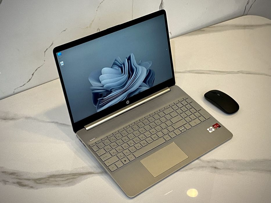 HP ноутбугы сатылады.