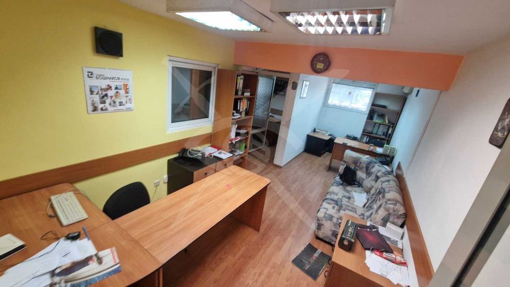 Офис - Възраждане