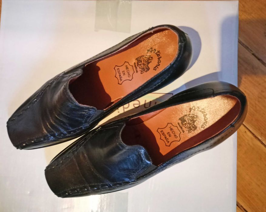 Нови дамски обувки