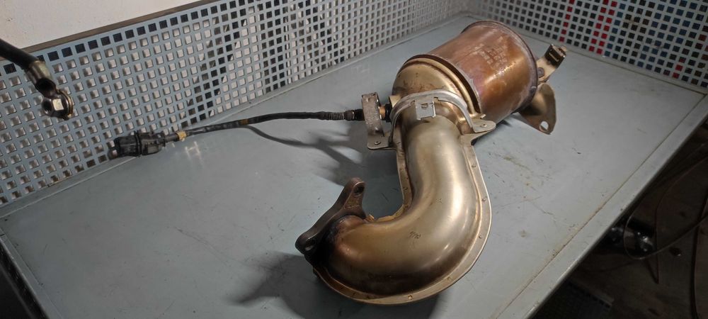 Catalizator volkswagen vw golf 6 variant 1.4 TSI CAXA cod 1K0131701DE