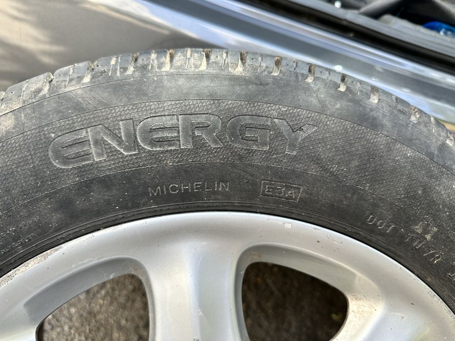 Алуминоеа джанти 16