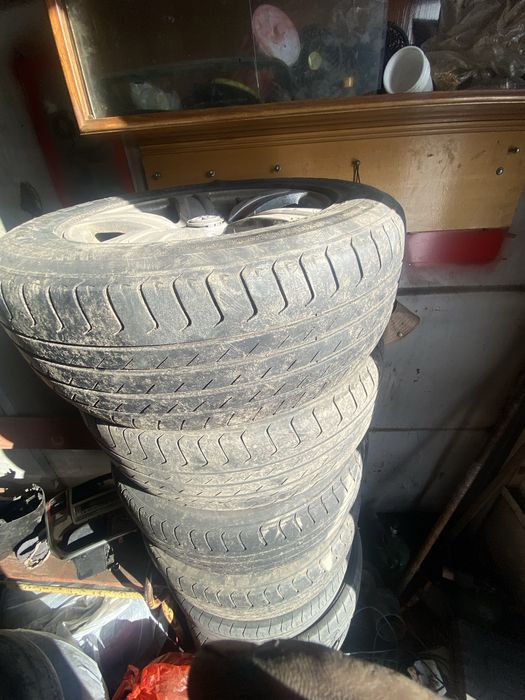 Продаю титанки на камри р 15