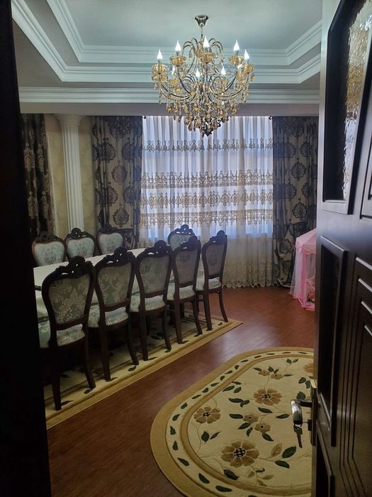 Срочно продаётся 4х ком квартира студи