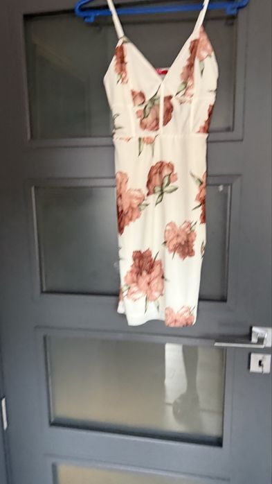 Лятна рокля на Guess