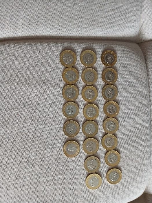 Монета 100 тенге