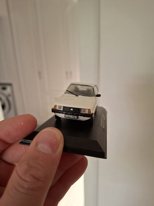 Macheta Oltcit scara 1.43 Custom alba