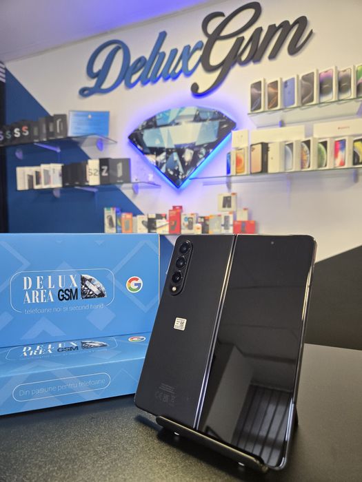 Samsung Z Fold 4 / Black / DeluxGSM