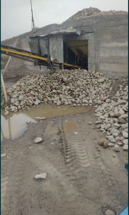 Шебен. Блуга.  Клинец.  Песок.