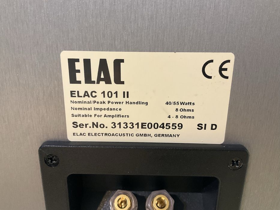 Букшелф колони Elac 101 II