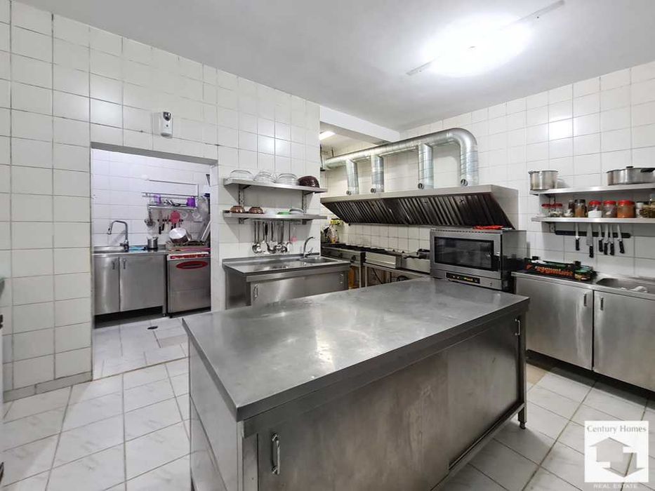 Продава се Хотел в Лясковец - 2441 кв.м за 734 €/кв.м - Снимка #8