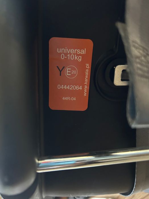 Продается Автокресло люлька