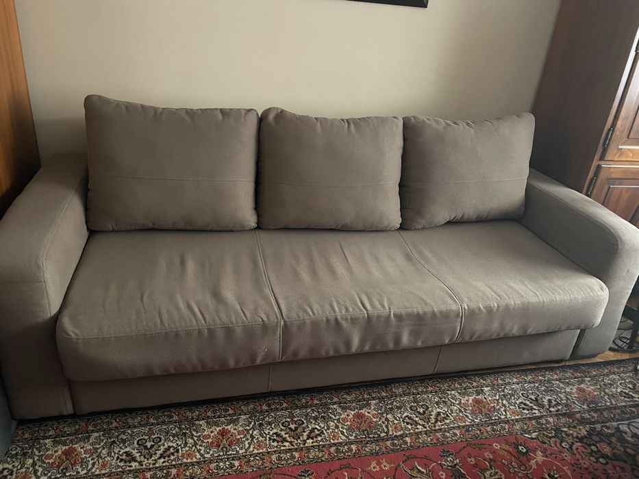 Canapea extensibila material textil si arcuri