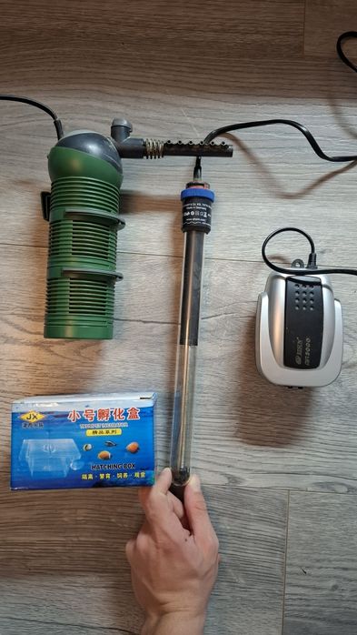 Немски Аквариум Eheim с оборудване