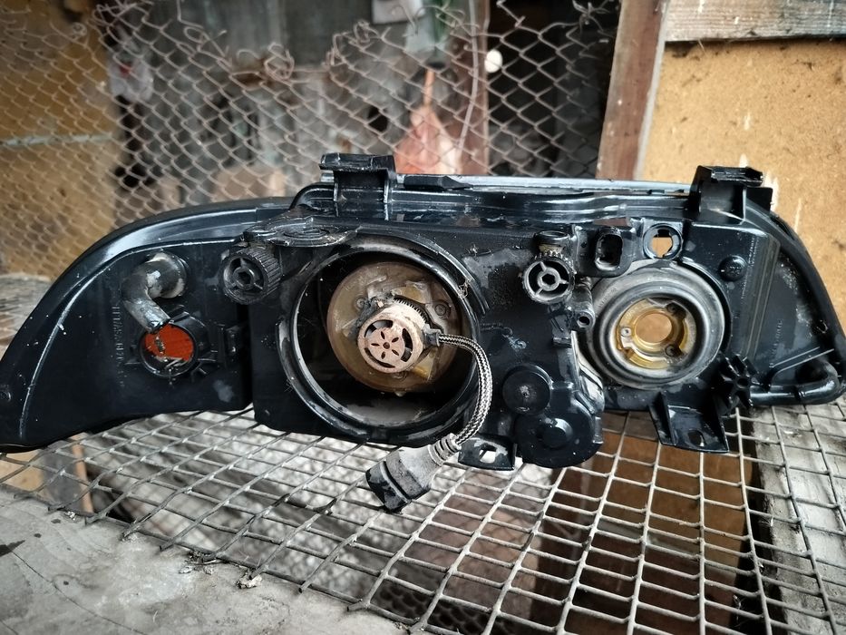 Передняя левая фара Bmw e39