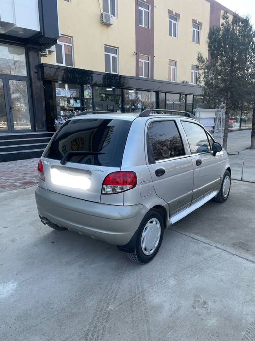 Matiz best 2010 kansaner hamma ishi qilingan tayyor moshin yangi balon