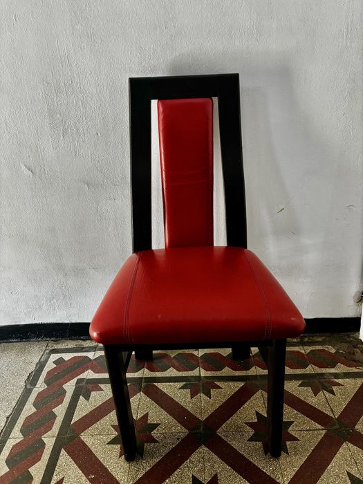 Scaune clasice cu piele naturala rosie- 2 bucati