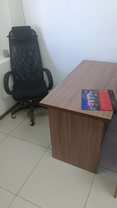 Продам офисную мебель