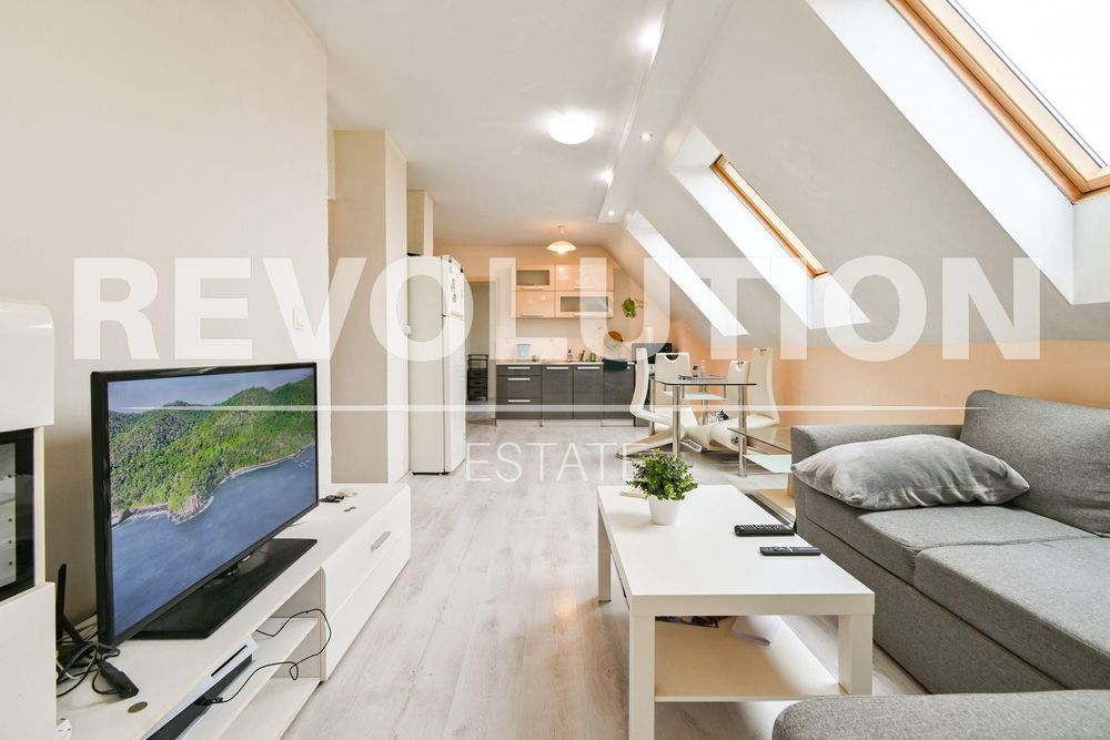 Тристаен апартамент в ж.к. Редута.