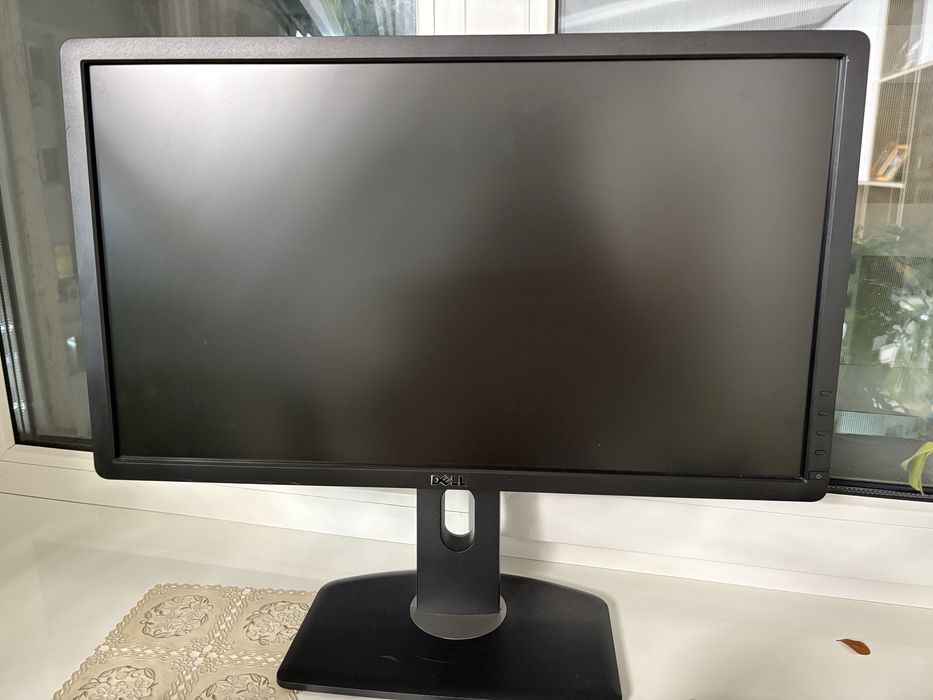 Монитор dell с подставкой