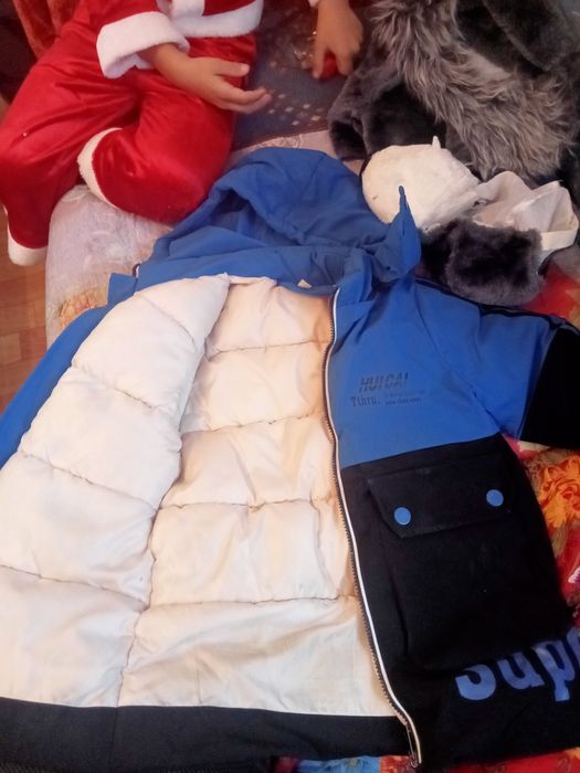 Зима куртка продам