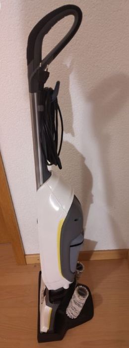 Подочистачка Kärcher FC 5 Premium