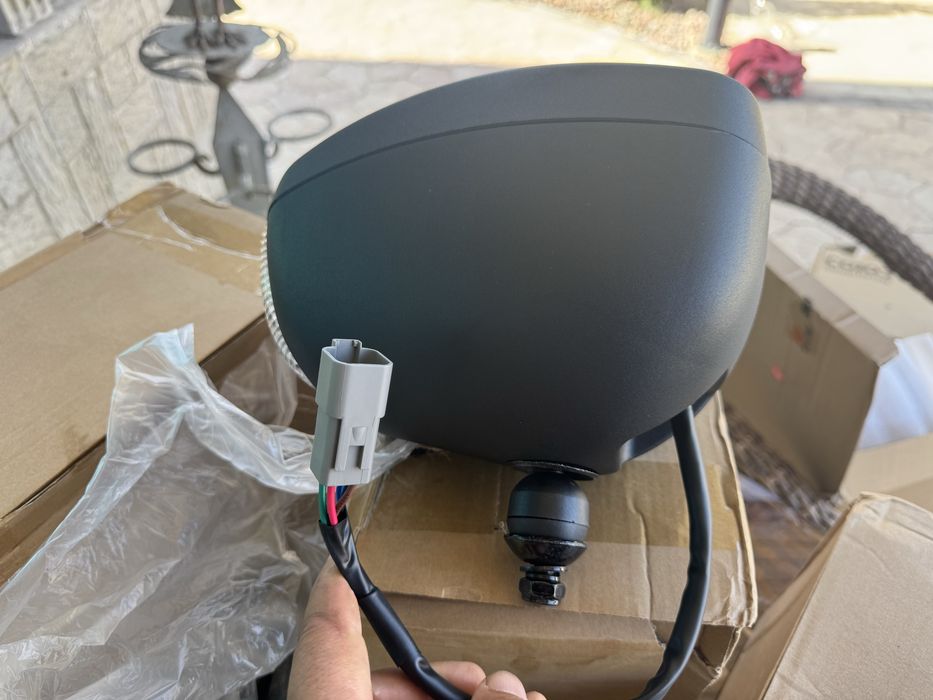 Фары на catterpiler