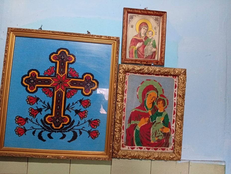 Icoane vechi innramate