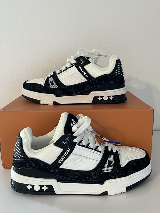 Louis Vouitton trainer - full box
