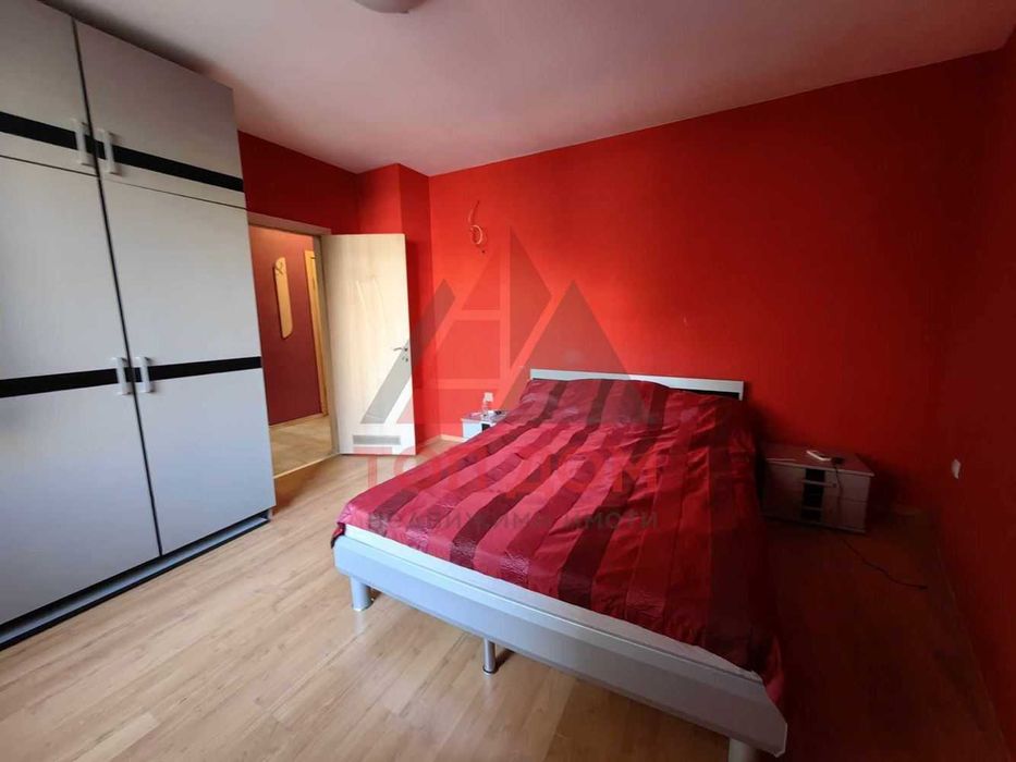 Дава се под наем Тристаен апартамент в Варна, Конфуто - 80 кв.м за 510 € - Снимка #4