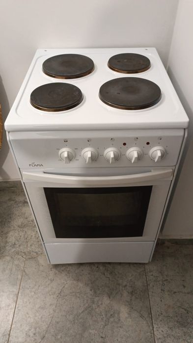 Продам электро/ плиту