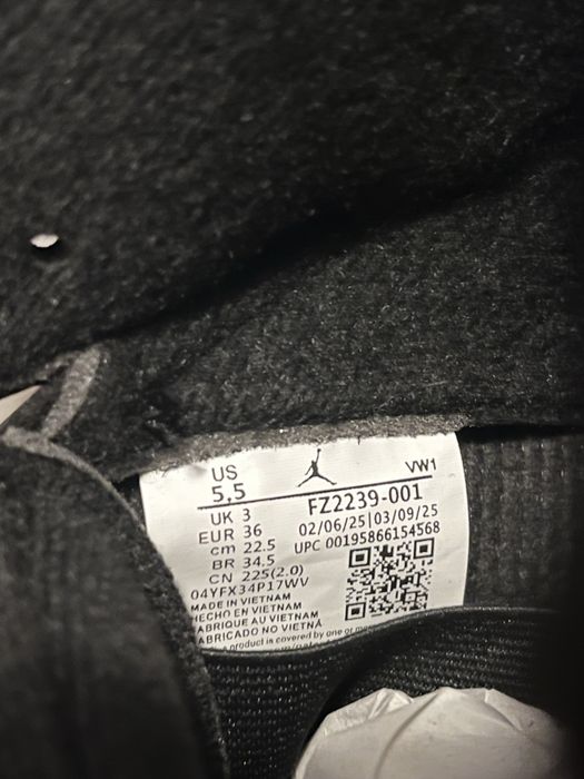 Jordan 5 Retro (Black)