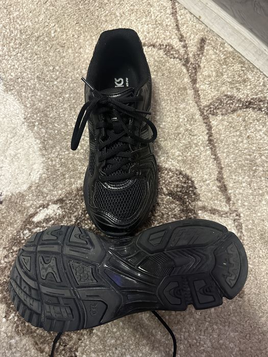 ASICS Kayano 14