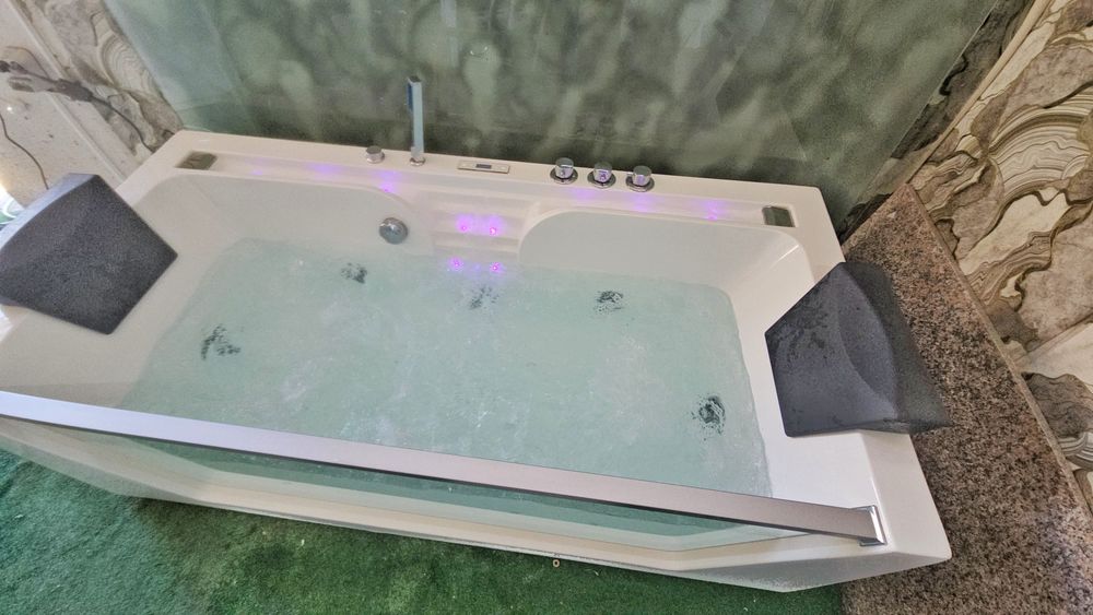 *Spa* Хидромасажна Вана -Джакузи за Двама с Подгрев до 45°  1.77х0.89