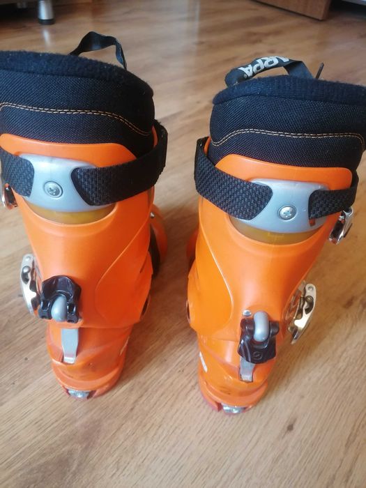 Clapari tura Scarpa F3 ghete ski schi alpinism head atomic volkl stokl