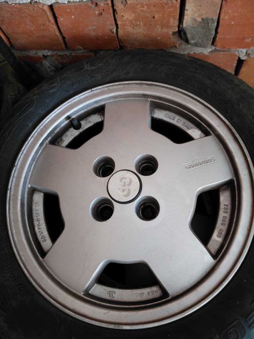 Джанти с гуми R 14 4 броя перфектни