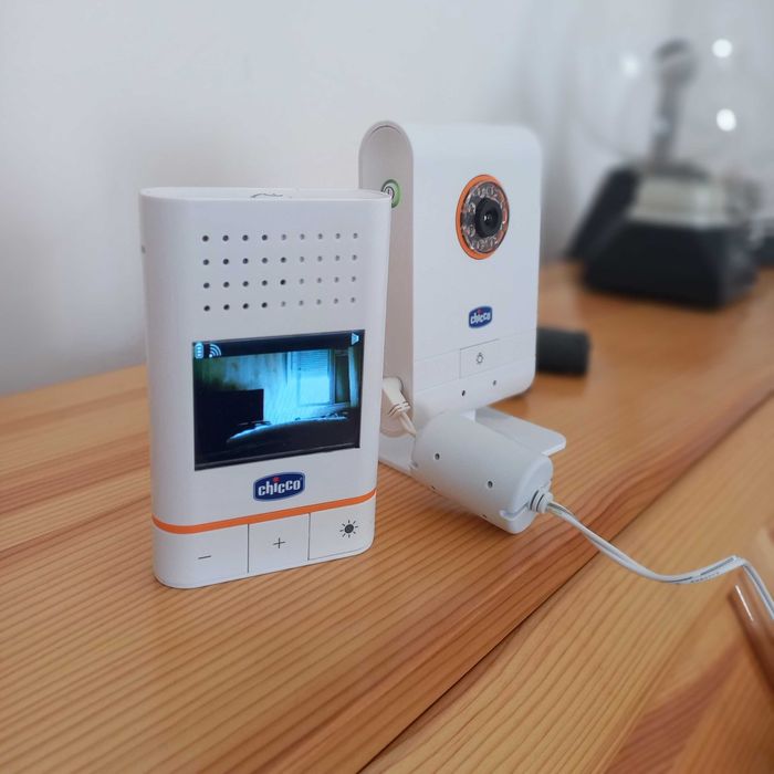 Бебефон Chicco с инфрачервена камера