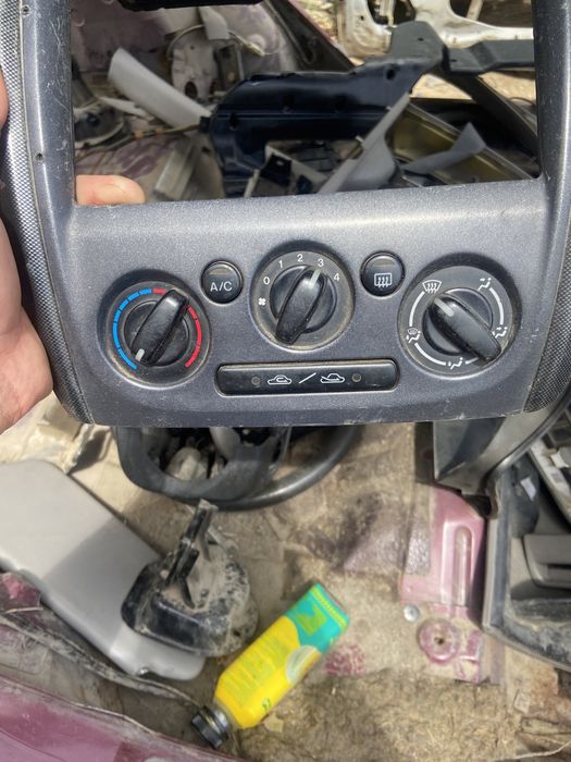 Mazda 323bj  мазда 323 разбор