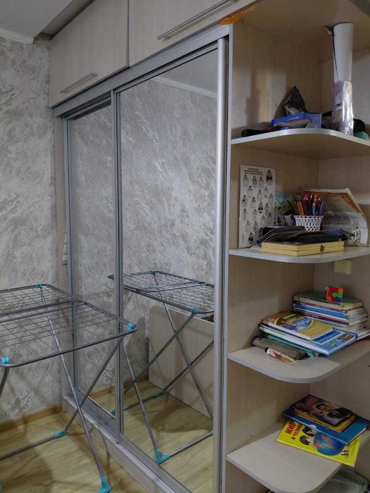 продам 3 комнатную